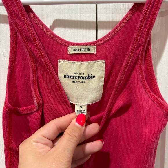 ABERCROMBIE KID’S Ribbed Stretchy Tank Top - red/pink, size S - Picture 2 of 3